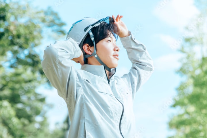 現場に向かう男性